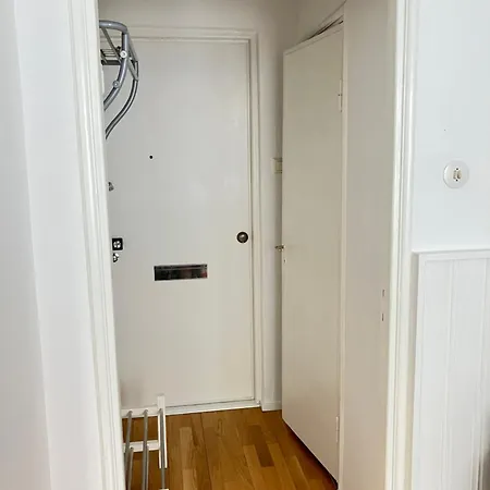 Appartamento Pieni Yksioe Vallilassa *